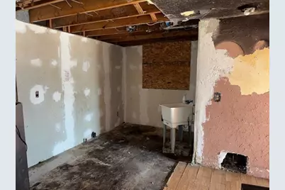 603 Lindsay Rd, Scott Township, PA 15106 - Photo 7