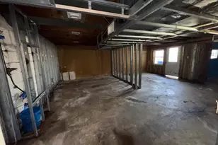 603 Lindsay Rd, Scott Township, PA 15106 - Photo 19