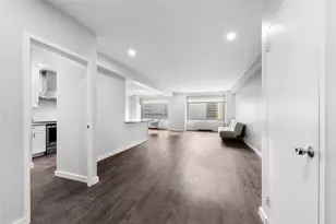 320 Fort Duquesne Blvd, Downtown Pgh, PA 15222 - Photo 11