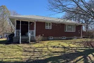 217 Edgewood Ave, Hopewell Township, PA 15001 - Photo 3