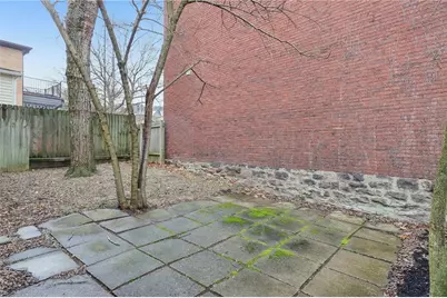 7032 Reynolds St, Pittsburgh, PA 15208 - Photo 31