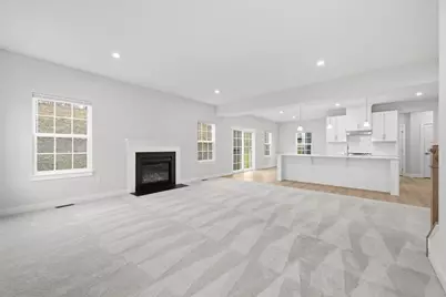 530 Blake Dr, Jackson Township, PA 16063 - Photo 9