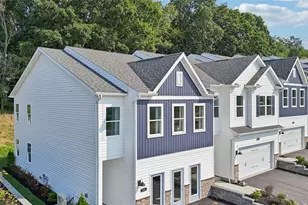 158 River Rdg Dr, Coraopolis, PA 15108 - Photo 1