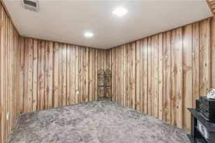 176 W Russets Circle, Bridgeville, PA 15017 - Photo 25