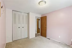 176 W Russets Circle, Bridgeville, PA 15017 - Photo 21