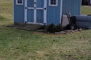 586 Sterling Dr, Buffalo Township, PA 16055 - Photo 9