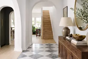 32 Mayflower St, Pittsburgh, PA 15206 - Photo 3