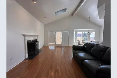 26 S Main Street, Houston, PA 15342 - Photo 13