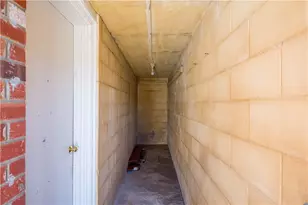 1823 Edward Dr, South Park, PA 15129 - Photo 33