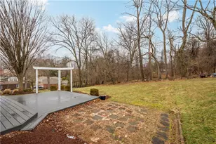 1823 Edward Dr, South Park, PA 15129 - Photo 3