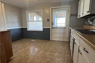 33 Violet Ave, Washington, PA 15301 - Photo 7