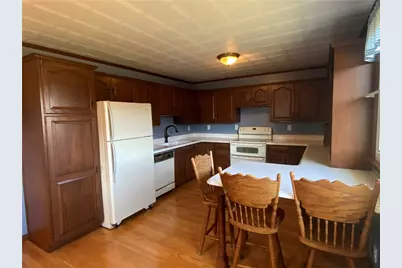 19 Lafayette St, Claysville, PA 15323 - Photo 3