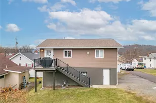 215 1/2 Dombroski Ave, New Kensington, PA 15068 - Photo 35