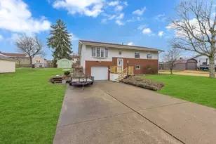 161 Maple Dr, Beaver, PA 15009 - Photo 3