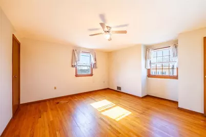 515 Sequoia Dr, Pittsburgh, PA 15236 - Photo 15