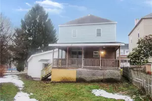 137 W Painter St, Connellsville, PA 15425 - Photo 3