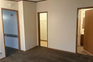 903 Union St, Farrell, PA 16121 - Photo 15