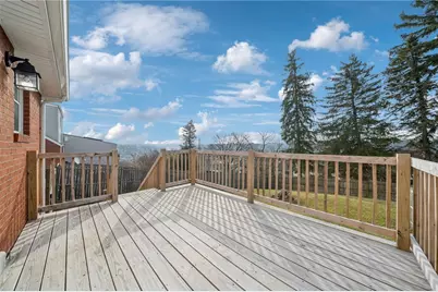 10660 Crestview Dr, Irwin, PA 15642 - Photo 21