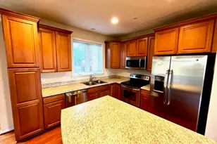 525 Gala Dr, Canonsburg, PA 15317 - Photo 5