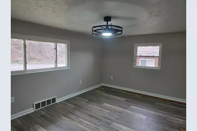 3216 Brodhead Road, Center Township, PA 15001 - Photo 7