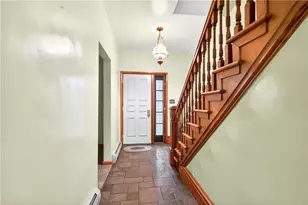 165 N Diamond St, Mount Pleasant Township, PA 15666 - Photo 9