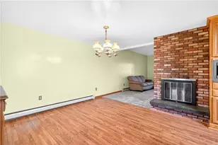 165 N Diamond St, Mount Pleasant Township, PA 15666 - Photo 15