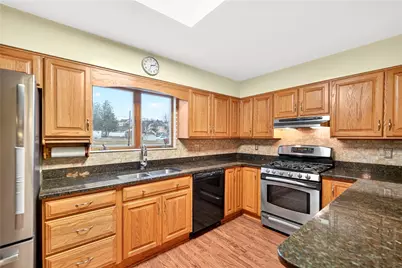 165 N Diamond St, Mount Pleasant Township, PA 15666 - Photo 19