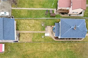 165 N Diamond St, Mount Pleasant Township, PA 15666 - Photo 7