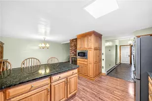 165 N Diamond St, Mount Pleasant Township, PA 15666 - Photo 21