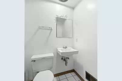 775 W Chestnut St, Washington, PA 15301 - Photo 13