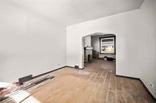 808 E 10th Ave, Munhall, PA 15120 - Photo 7