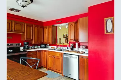 230 Whitestown Vlg #G, Butler, PA 16001 - Photo 3