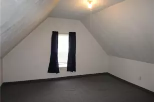 1228 N Sharpsville Ave, Sharon, PA 16146 - Photo 15