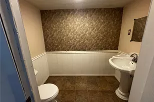 58 E Wine St, Uniontown, PA 15401 - Photo 11