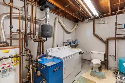 522 Spring St, Jefferson Township, PA 16134 - Photo 25