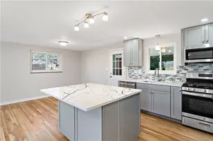 101 Garlow Dr, Pittsburgh, PA 15235 - Photo 13