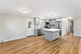 101 Garlow Dr, Pittsburgh, PA 15235 - Photo 9