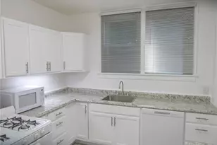 2840 Dwight Ave, Pittsburgh, PA 15216 - Photo 3