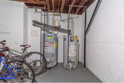 2840 Dwight Ave, Pittsburgh, PA 15216 - Photo 17