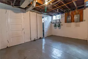 2840 Dwight Ave, Pittsburgh, PA 15216 - Photo 15