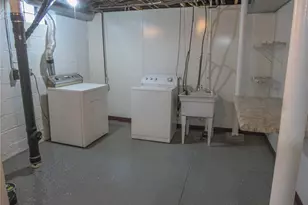 2840 Dwight Ave, Pittsburgh, PA 15216 - Photo 13