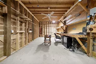 185 Dutch Glory Rd, Amity, PA 15311 - Photo 25