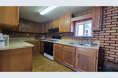 60 Strayer Street, Central City Borough, PA 15926 - Photo 7