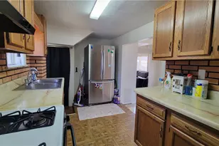 60 Strayer St, Central City Borough, PA 15926 - Photo 9