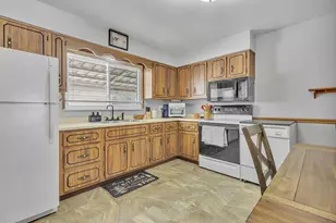 2013 Davidson St, Aliquippa, PA 15001 - Photo 7