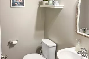 28 Remington Dr, Chartiers, PA 15301 - Photo 7