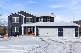 3106 Upper Ridgeview Rd, Connellsville, PA 15425 - Photo 1