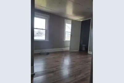 104-106 S Depot St, Mt Pleasant Boro, PA 15666 - Photo 5