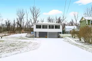 123 Canal St, Taylor Township, PA 16160 - Photo 1