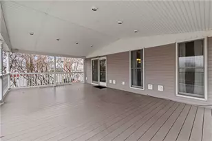 631 5th St, Oakmont, PA 15139 - Photo 31